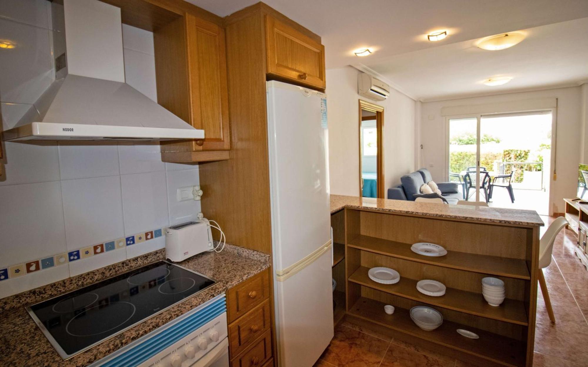 Apartamento Planta Baja En Primera Linea - Roquer Marti *