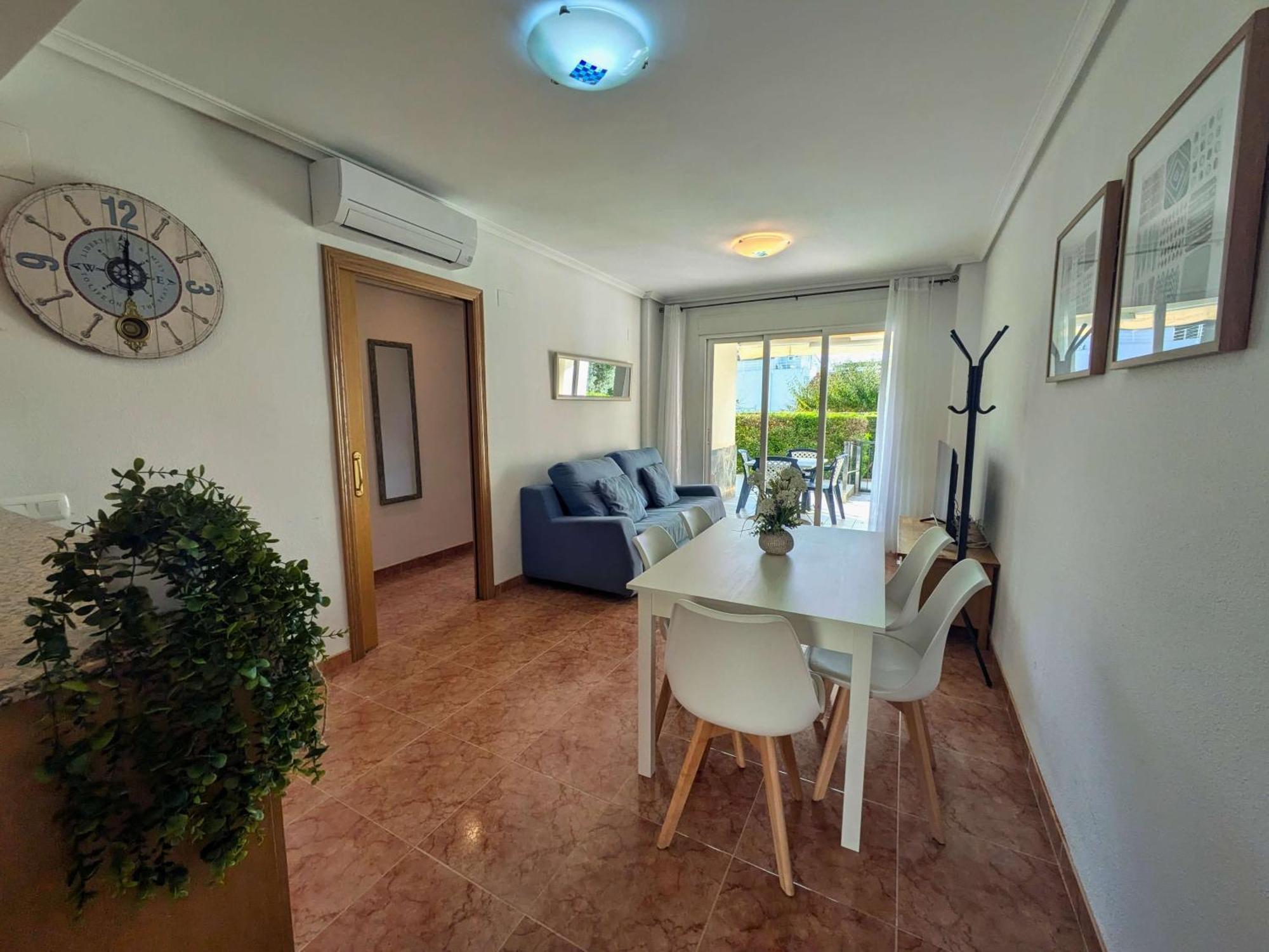 Apartment Planta Baja En Primera Linea - Roquer Marti