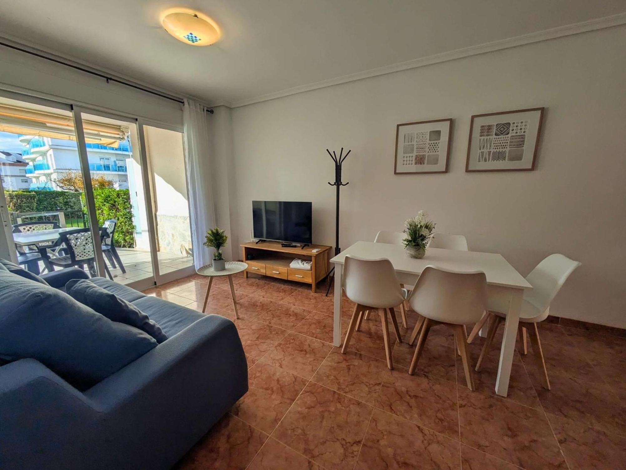 Apartment Planta Baja En Primera Linea - Roquer Marti